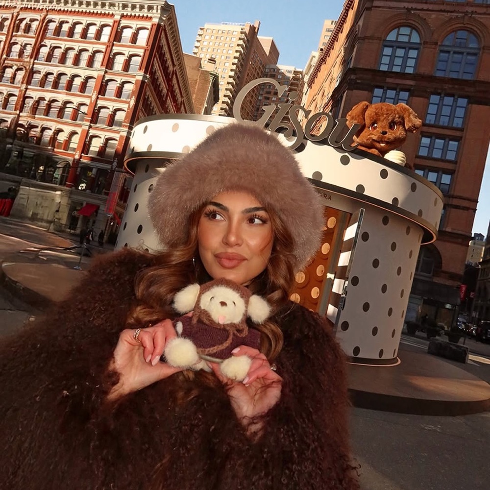 Gisou- Holiday Honey Pup Bundle (Butter Pup) - Picture 8 of 12